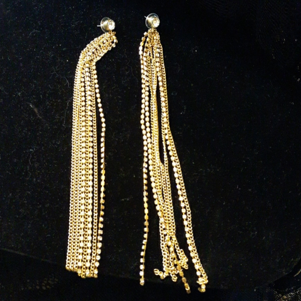 Earrings🎊🎊 HP🎉🎉🎉🎉